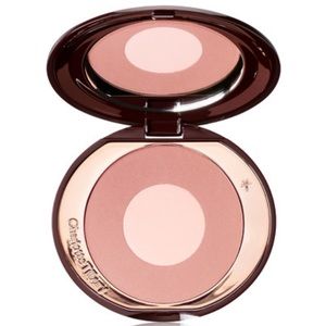 Charlotte Tilbury blush in “Pillow Talk”
